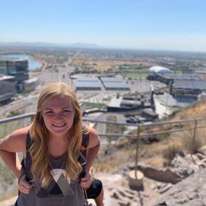 Meet your Posher, Claudia